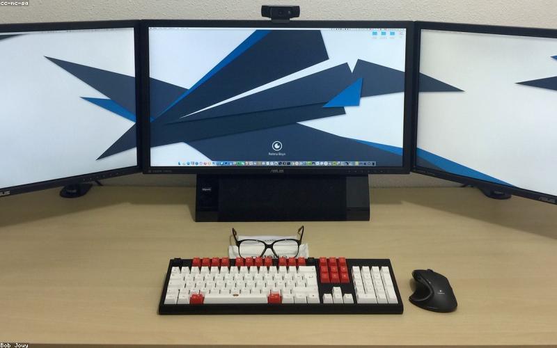 How to Use Dual Monitors on Windows 11
