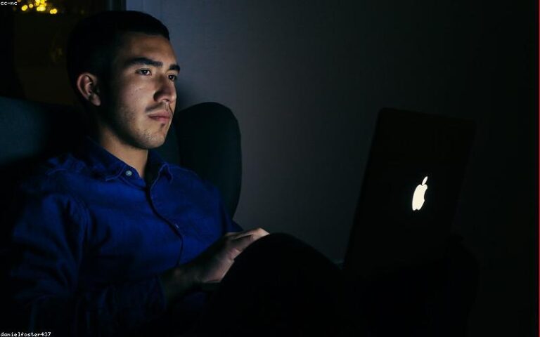 Dark web: qu&eacute; es y c&oacute;mo investigarla de forma segura